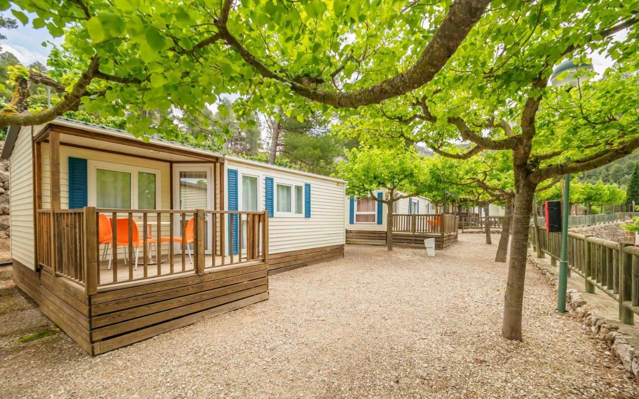 Camping Alberg Municipal Tivissa Eksteriør bilde